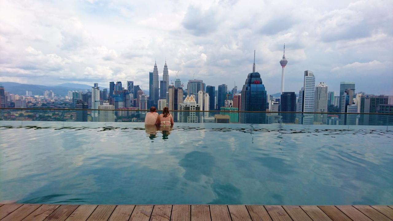 Regalia Suites Infinity Pool Kuala Lumpur Extérieur photo