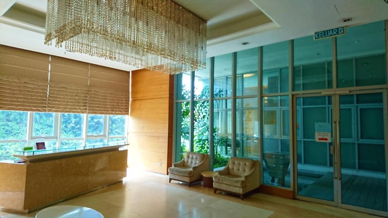 Regalia Suites Infinity Pool Kuala Lumpur Extérieur photo